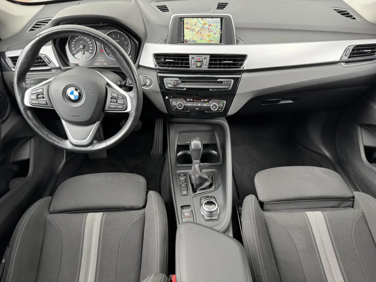 xDrive20i 192pk Executive Aut., Driving assist | Trekhaak