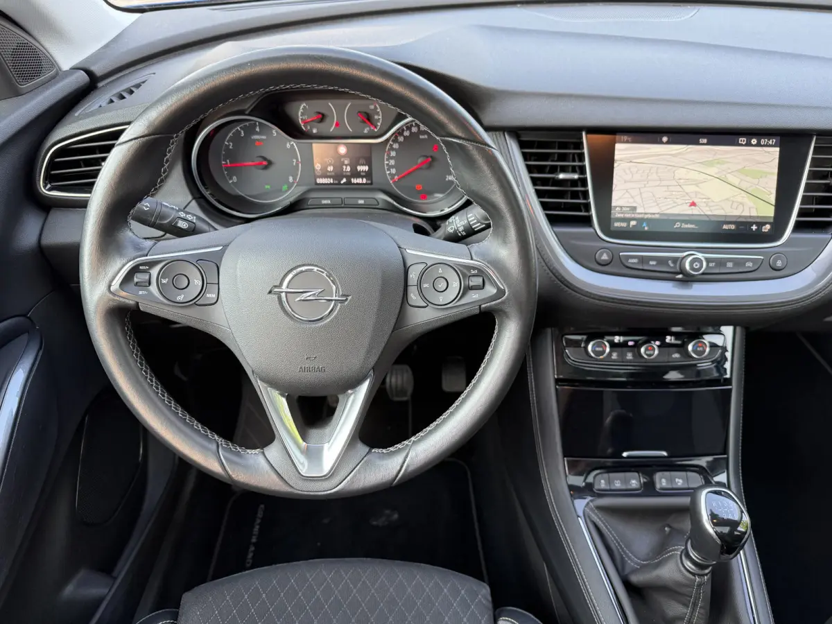 1.2 Turbo 130pk Executive, Pano | Clima | Navi & CarPlay