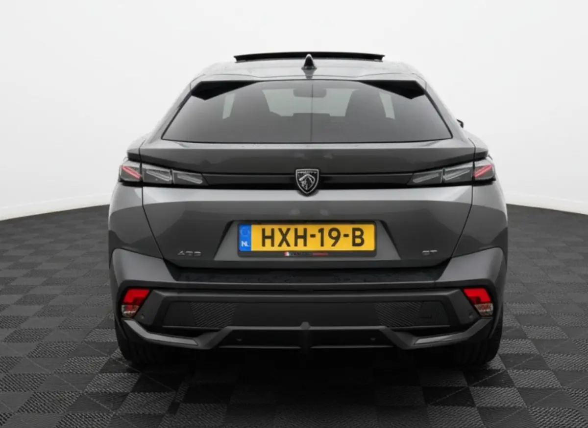 Hybrid 145 e-DCS6 GT aut., Schuif/kanteldak | Trekhaak | 360 Vision | Massage stoelen