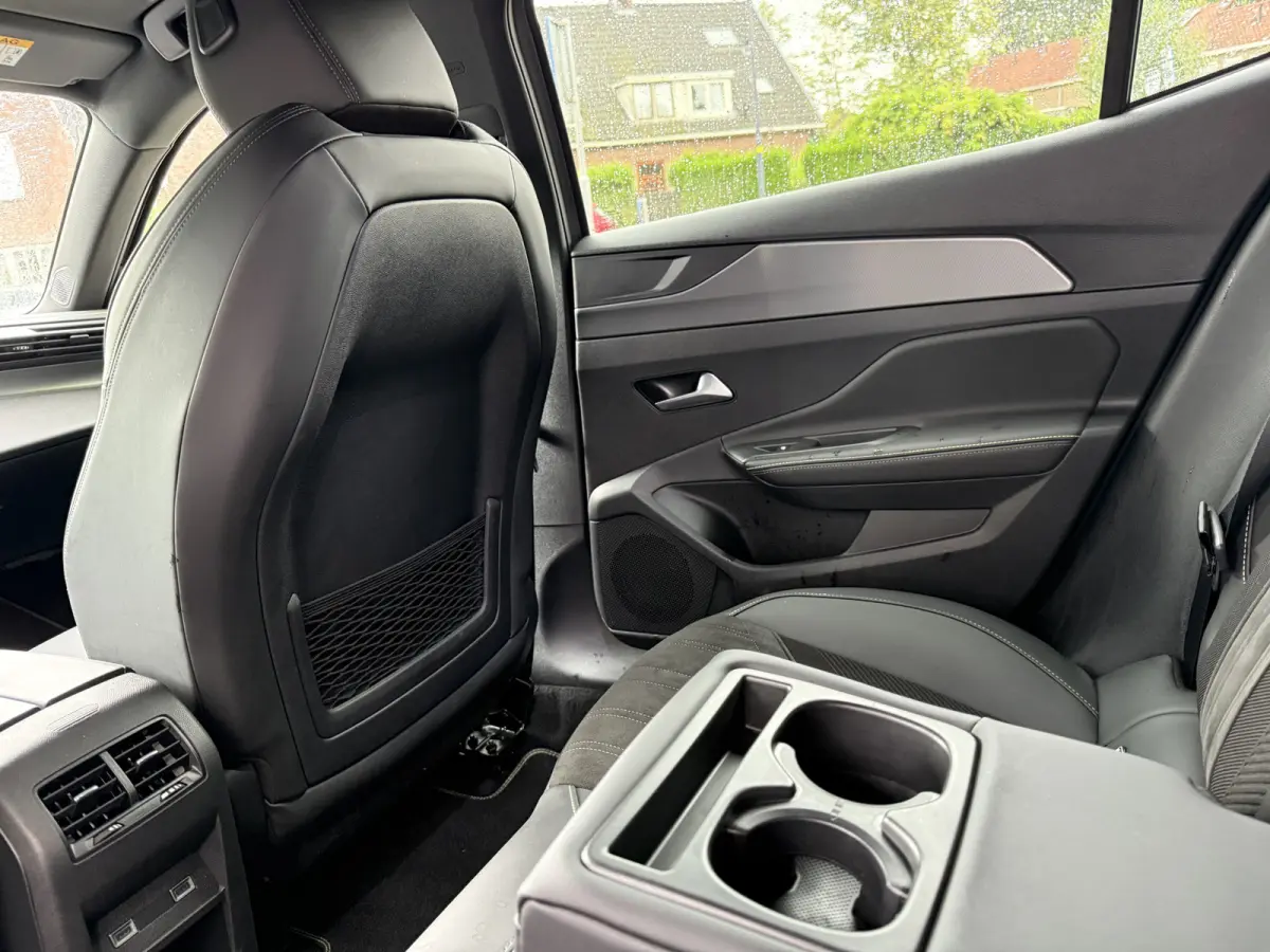 Hybrid 145 e-DCS6 GT aut., Schuif/kanteldak | Trekhaak | 360 Vision | Massage stoelen