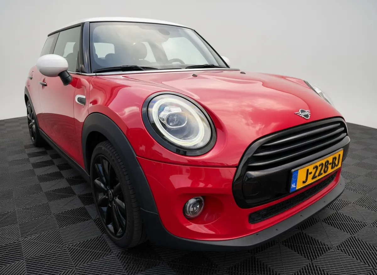 Mini 1.5 136pk Clima | Navi | Led