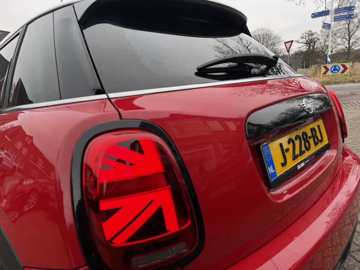 Mini 1.5 136pk Clima | Navi | Led