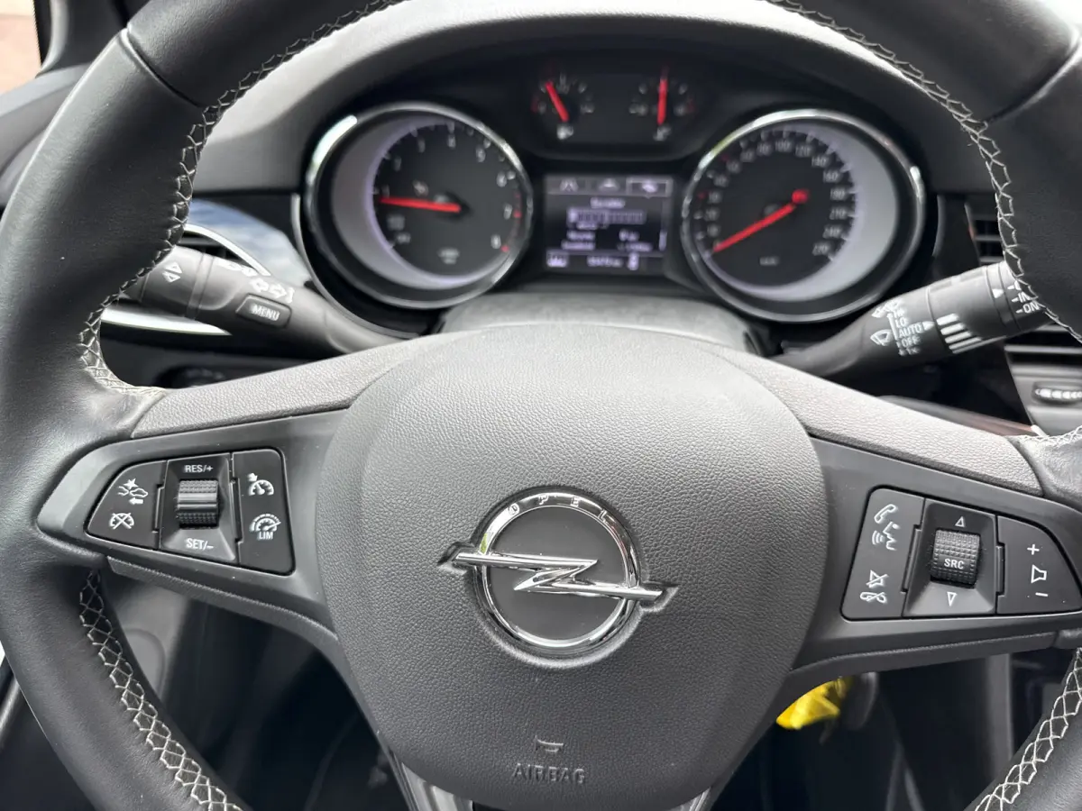 1.2T 110pk Design & Tech, Camera | Navi & Carplay