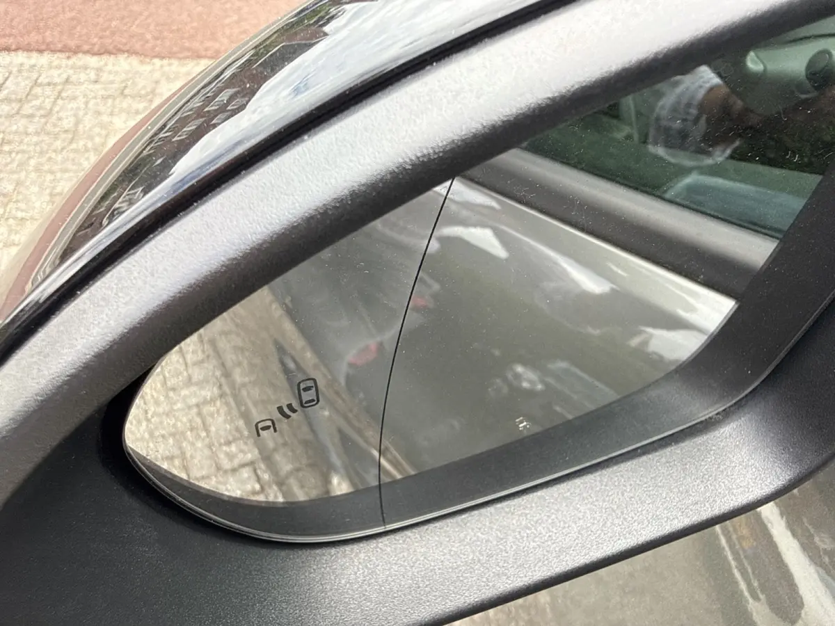 1.2T 110pk Design & Tech, Camera | Navi & Carplay