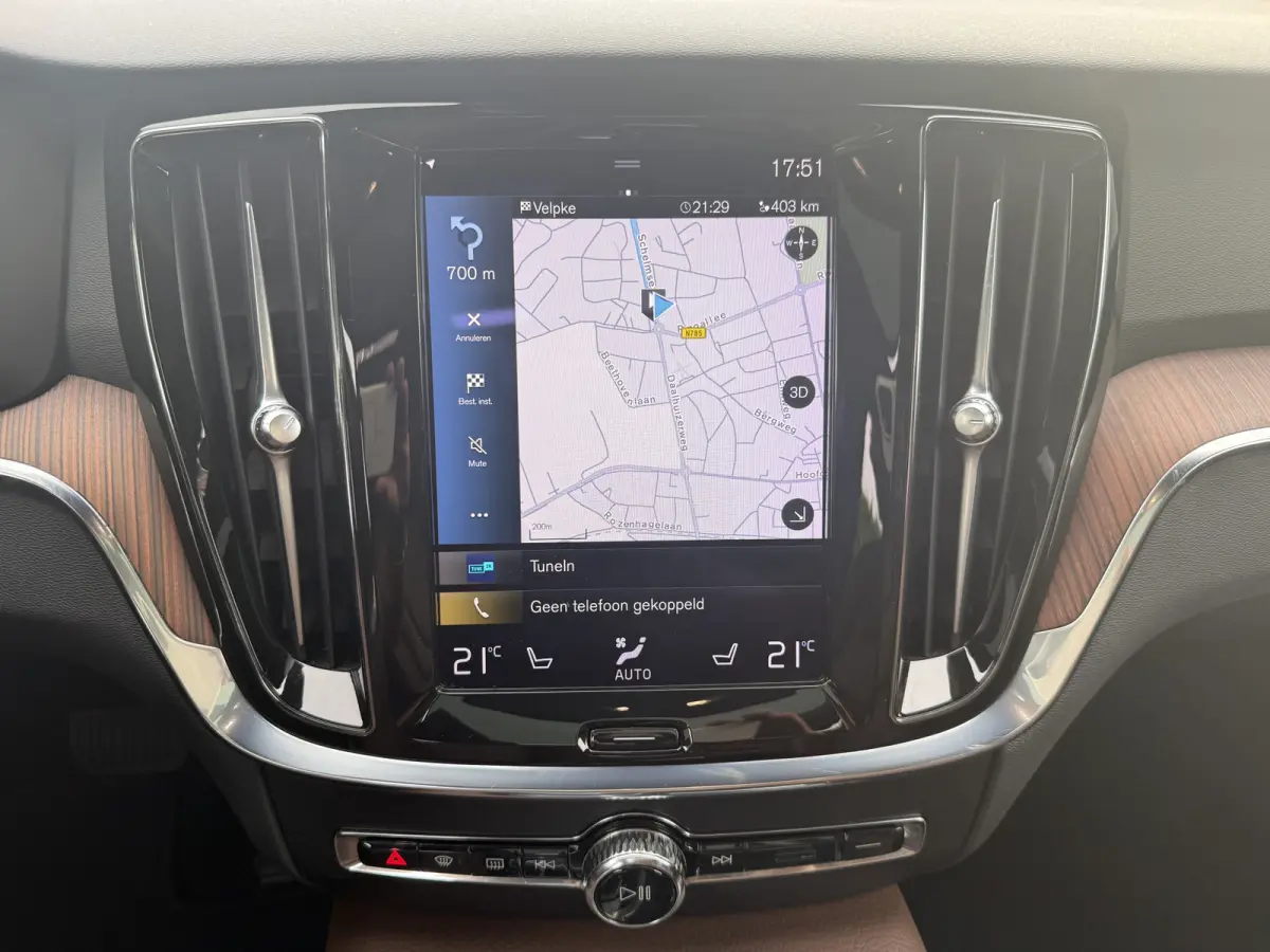 T6 Recharge AWD Inscription, SOH 82% | Pano | Trekhaak | Camera