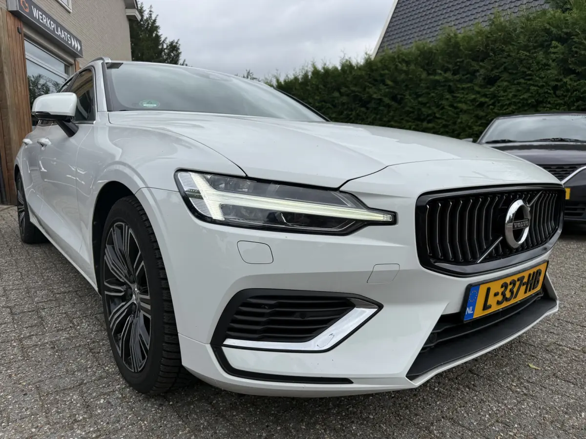 T6 Recharge AWD Inscription, SOH 82% | Pano | Trekhaak | Camera