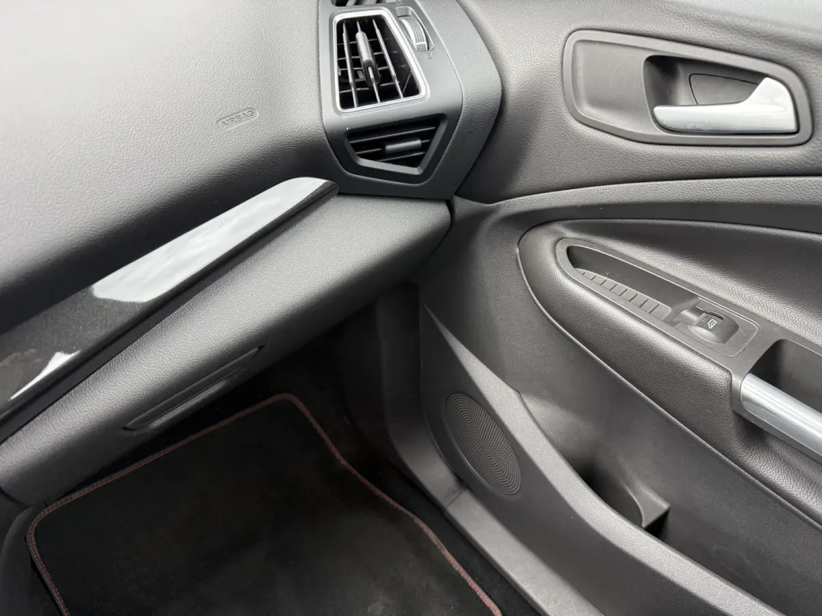 1.5 EcoBoost 120pk ST Line, Trekhaak | Navi | Clima | Orig. NL auto
