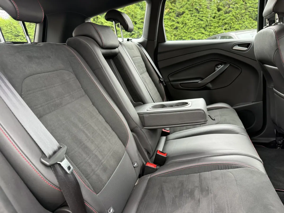 1.5 EcoBoost 120pk ST Line, Trekhaak | Navi | Clima | Orig. NL auto