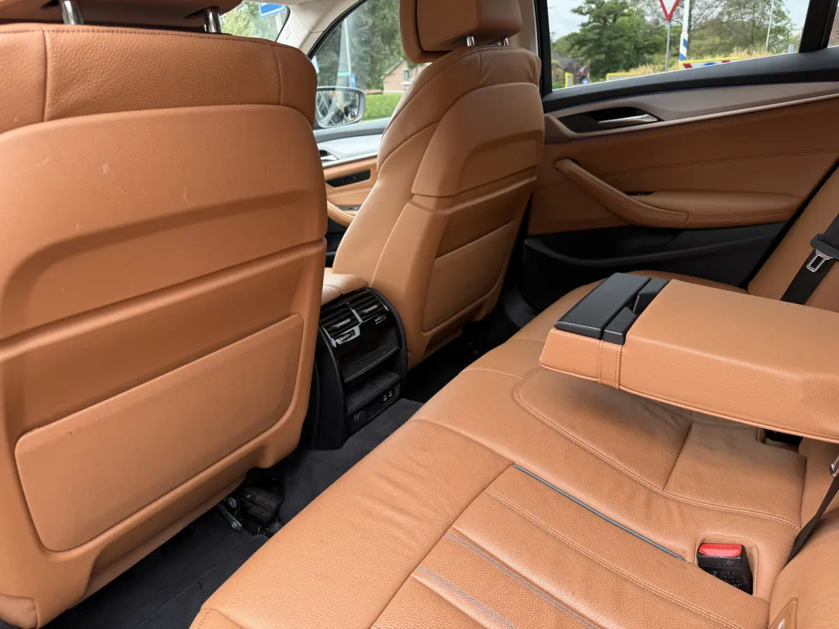 530e Business Edition Plus, Sport-leder Dakota | Orig NL auto | Navi & CarPlay