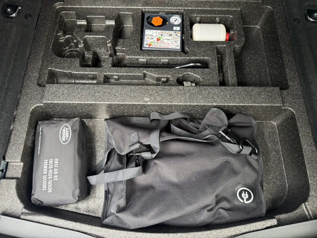 P270e PHEV AWD SE Dynamic Edition, Pano | Winter-pack | Camera | Orig. NL auto