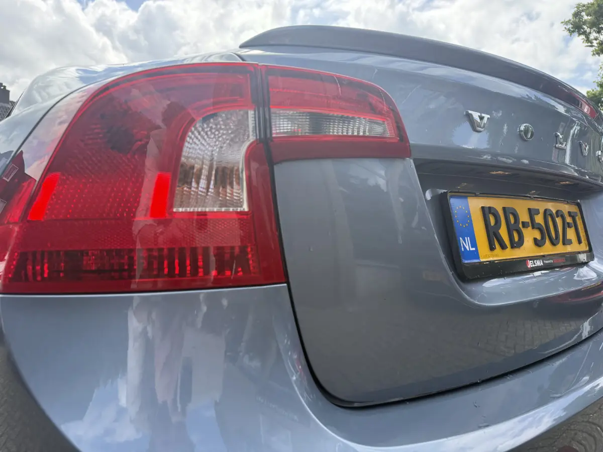 1.5 T3 Polar+ Dynamic Aut., Trekhaak | 18inch | Navi