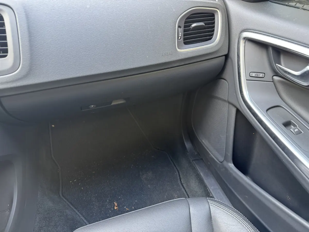 1.5 T3 Polar+ Dynamic Aut., Trekhaak | 18inch | Navi