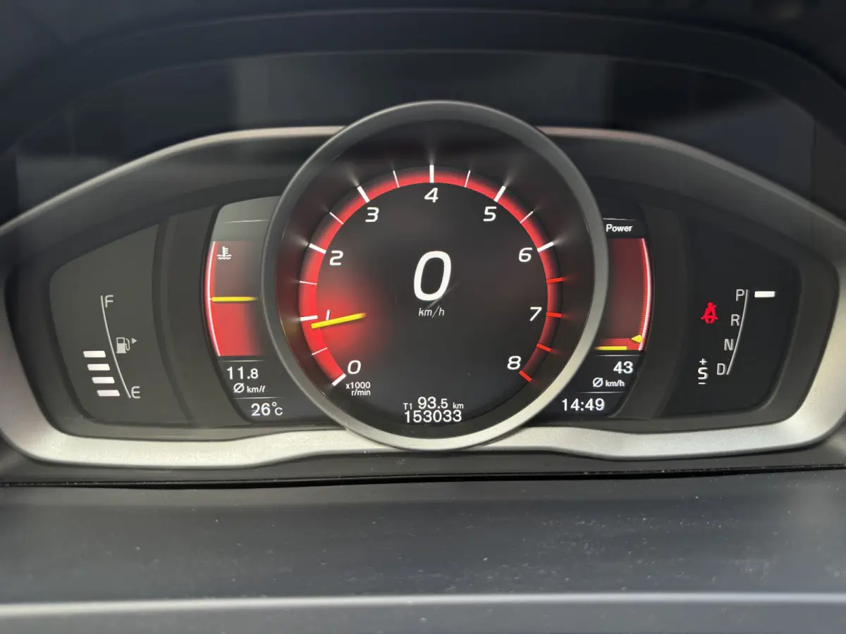1.5 T3 Polar+ Dynamic Aut., Trekhaak | 18inch | Navi