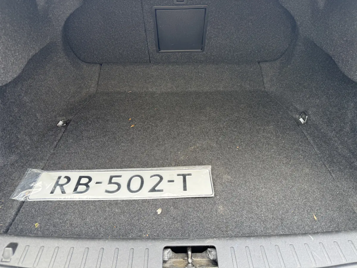 1.5 T3 Polar+ Dynamic Aut., Trekhaak | 18inch | Navi