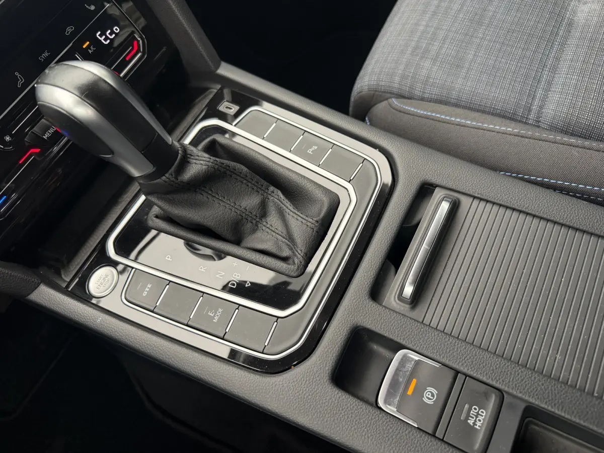 GTE Business aut., SOH 90% | Camera | Winter-pack | Navi | Digi dashboard