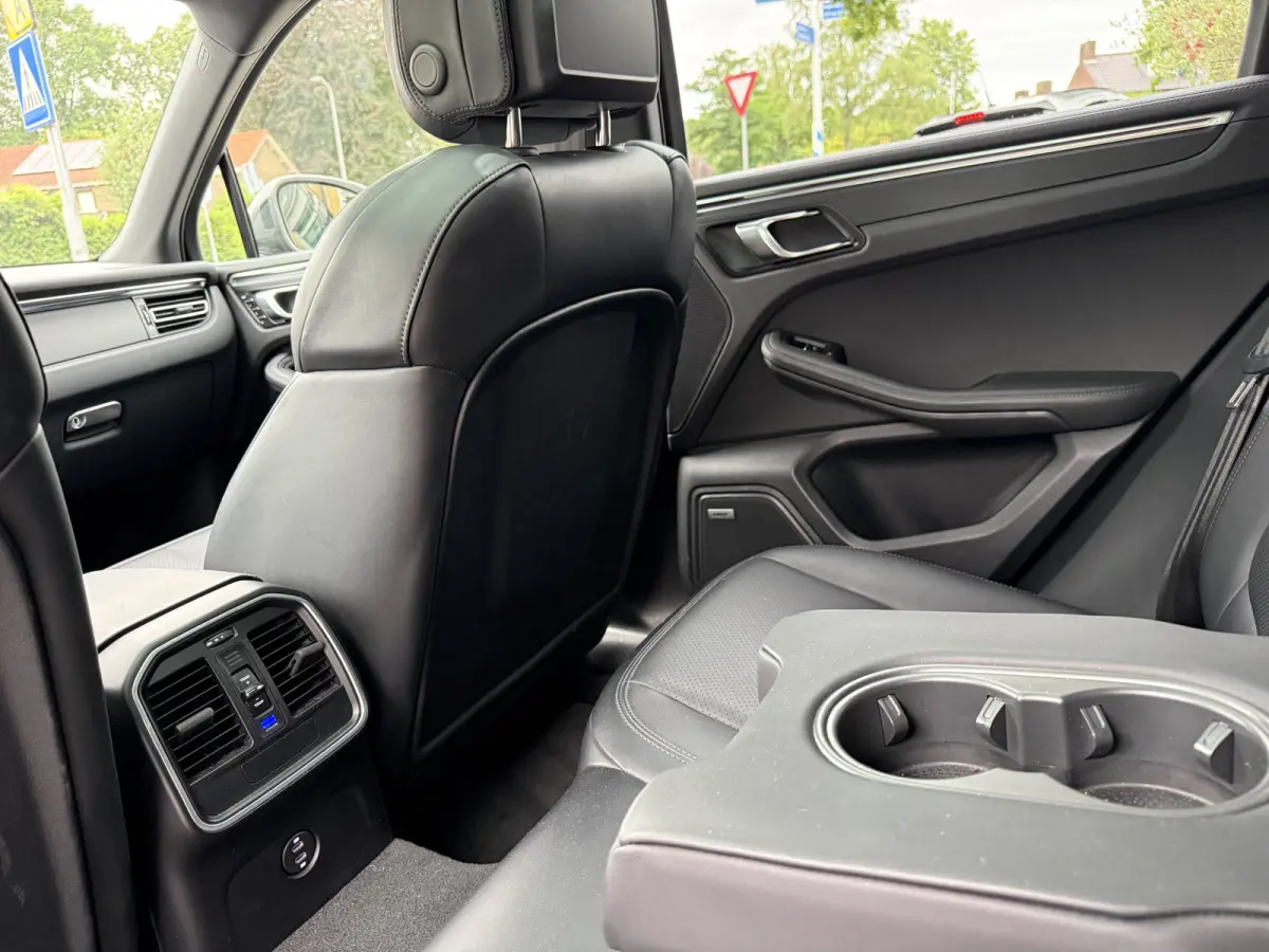 2.0 T 265pk, Luchtvering | Sport Chrono | 18-weg stoelen | Keyless | NL auto