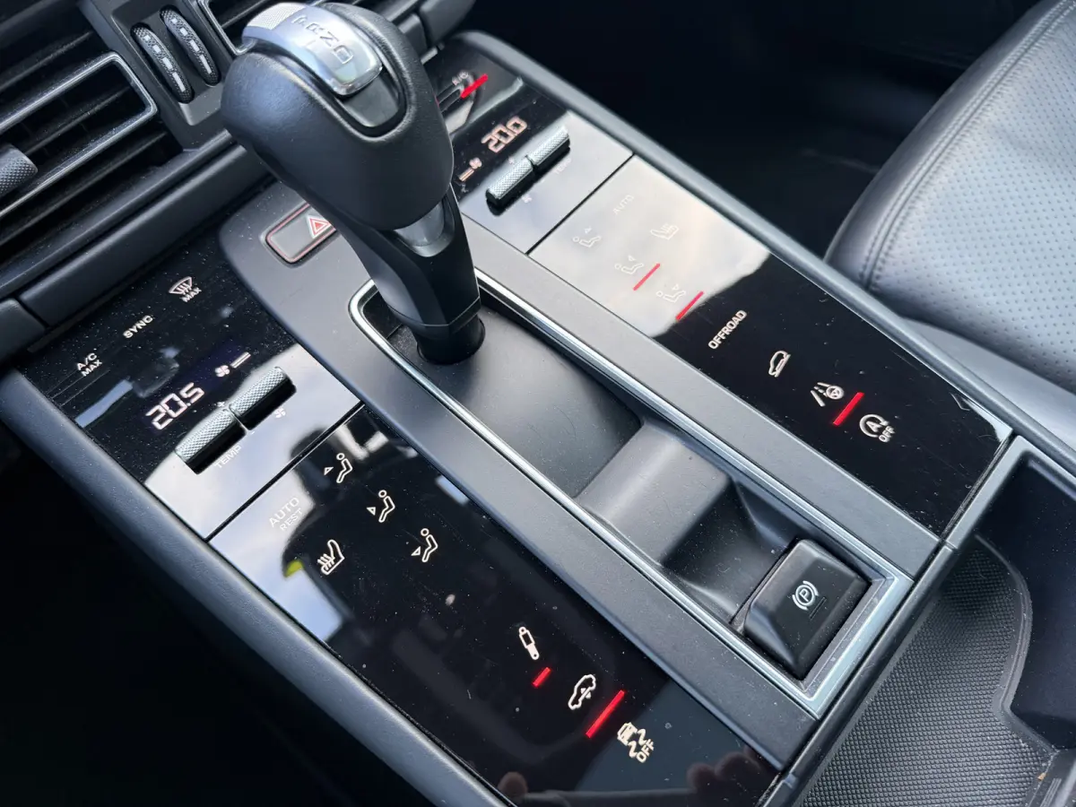 2.0 T 265pk, Luchtvering | Sport Chrono | 18-weg stoelen | Keyless | NL auto