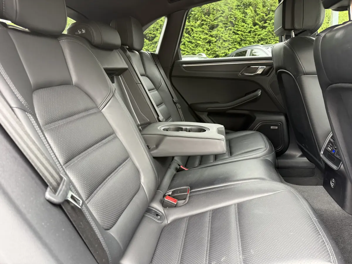 2.0 T 265pk, Luchtvering | Sport Chrono | 18-weg stoelen | Keyless | NL auto