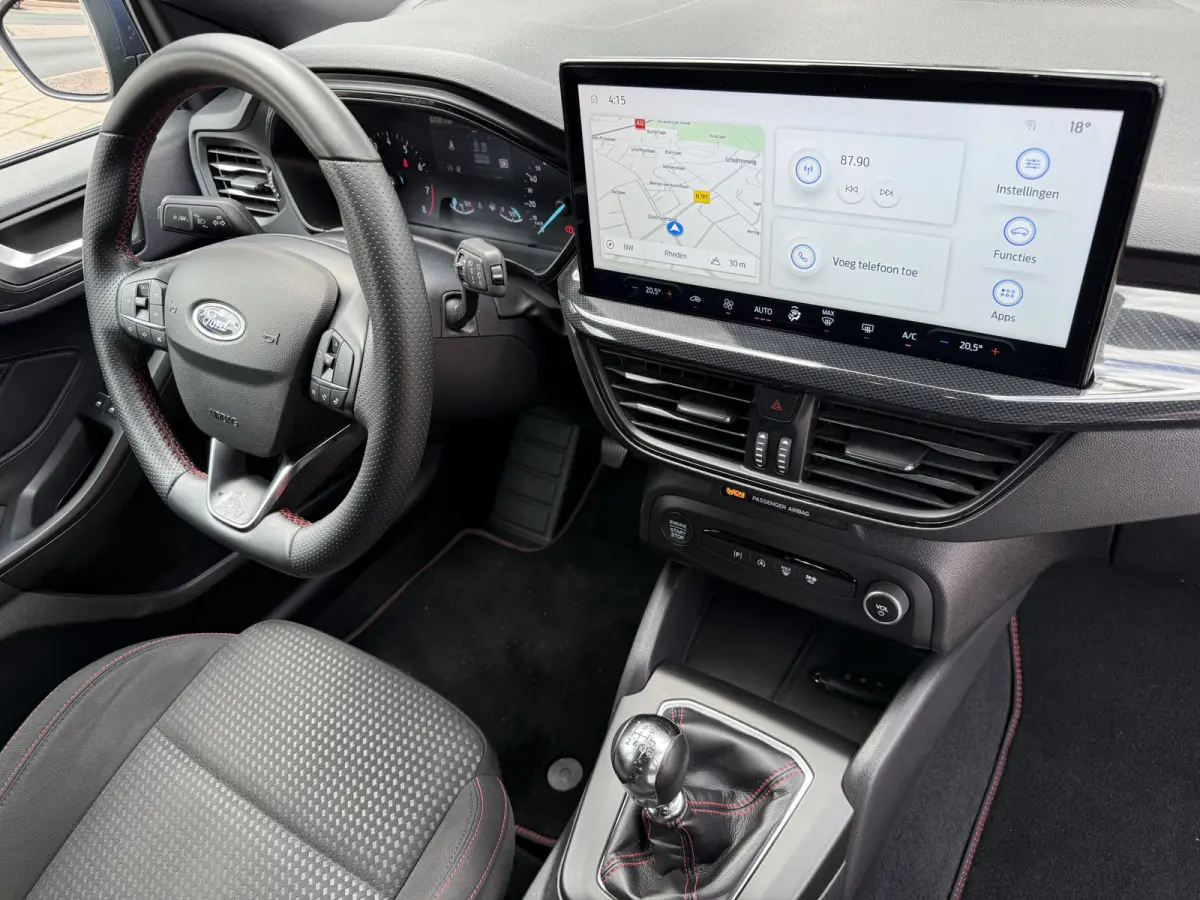 125pk EB Hybrid ST Line, Clima | Navi & CarPlay | Pdc