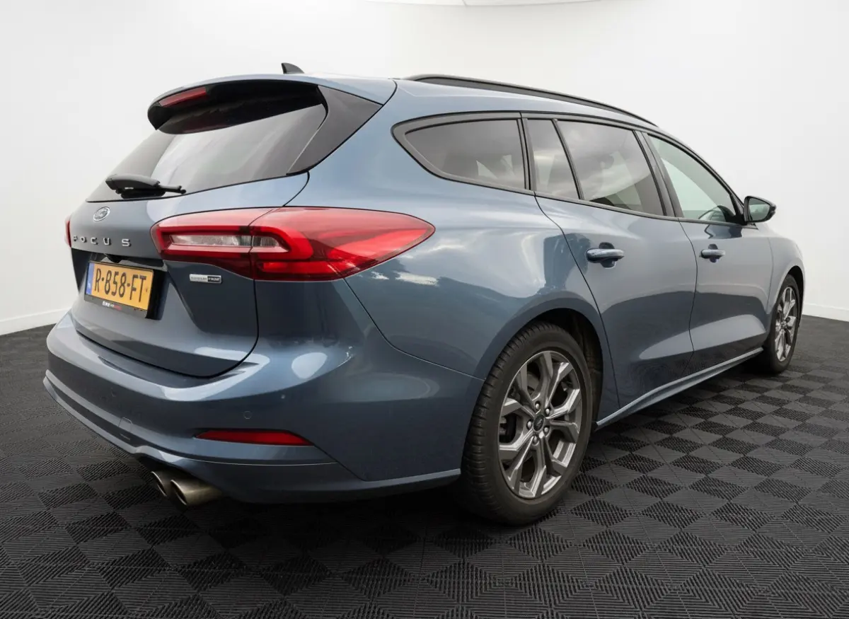 125pk EB Hybrid ST Line, Clima | Navi & CarPlay | Pdc