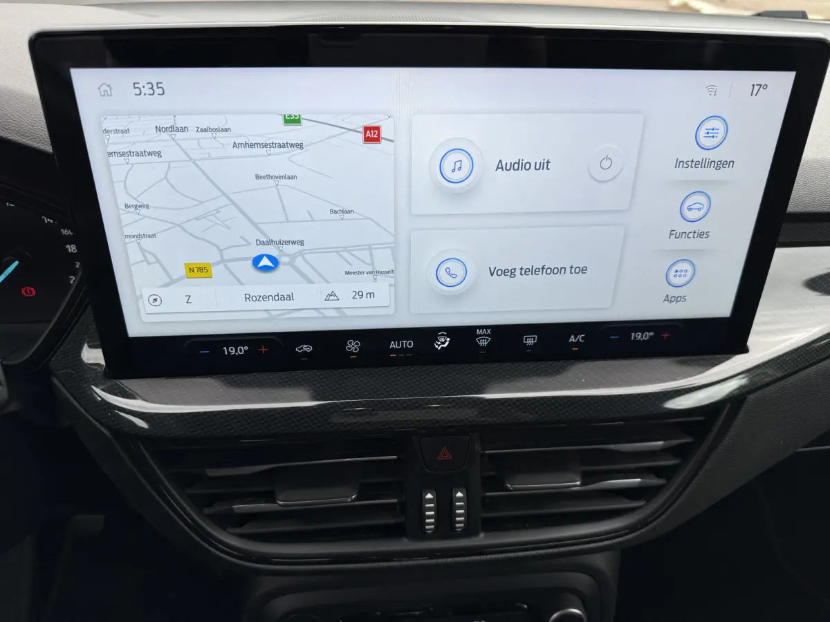 125pk EB Hybrid ST Line, Clima | Navi & CarPlay | Pdc