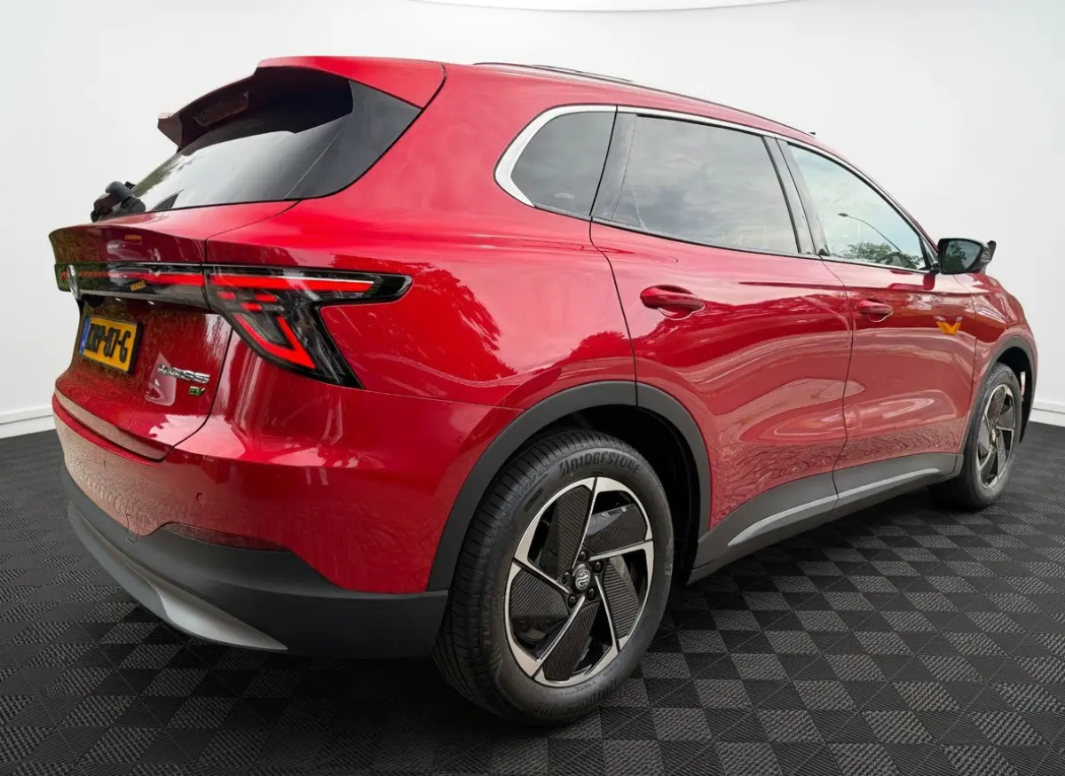 S5 EV Luxury 64 kWh, 360 camera | ACC | 3500,- VOORDEEL | Long range