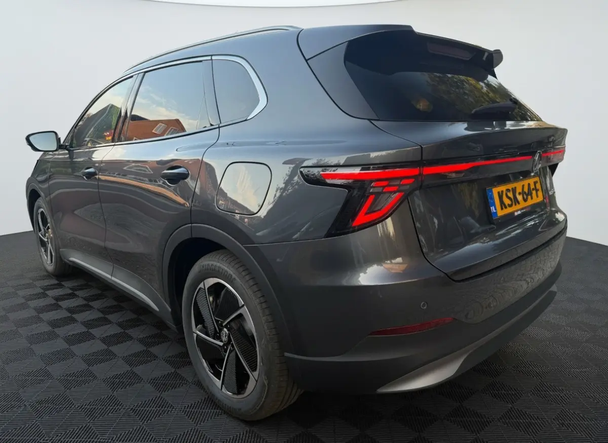 Luxury 64 kWh aut., Nieuw en Rijklaar! incl. Fabrieksgarantie