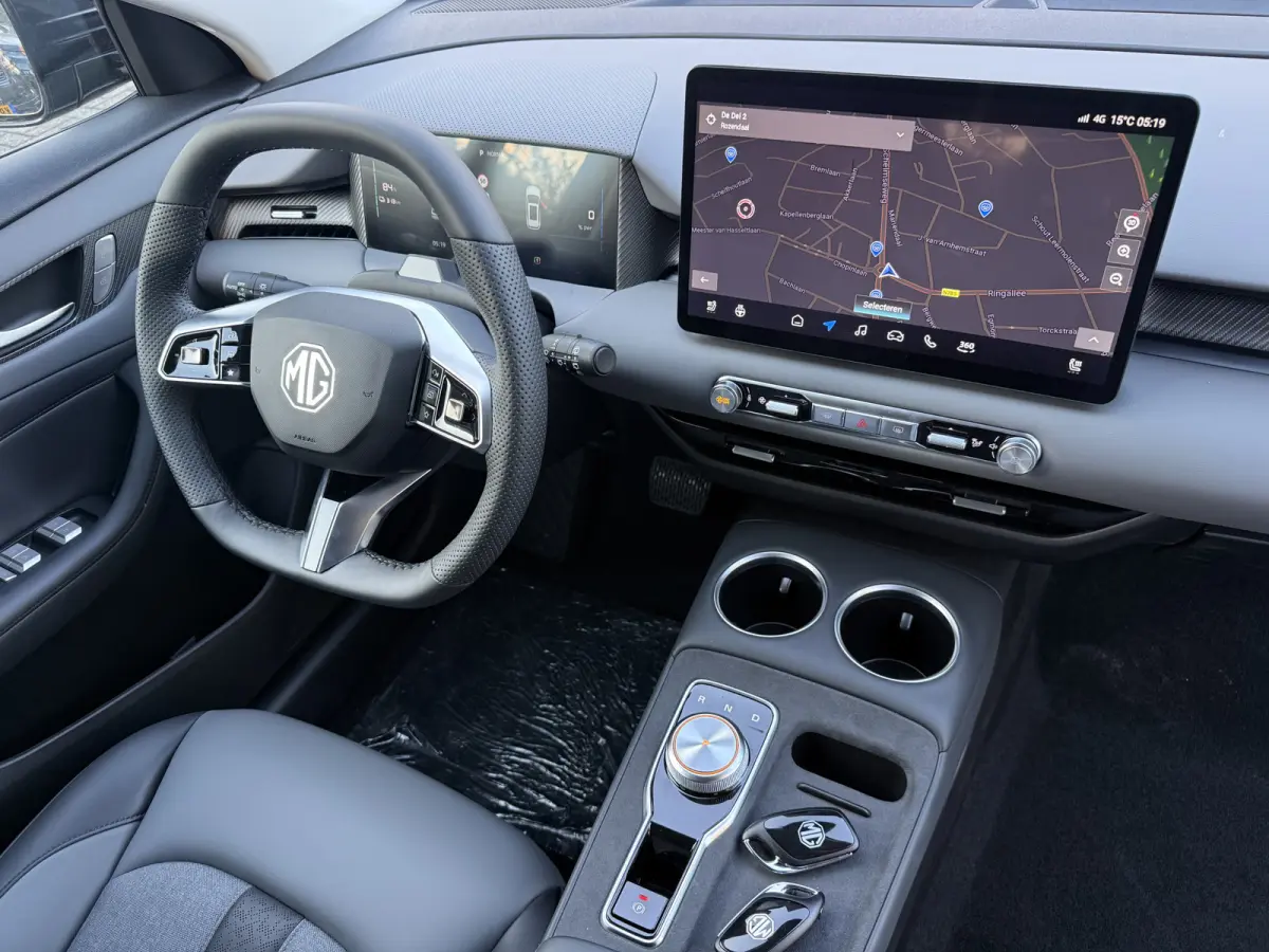 Luxury 64 kWh aut., Nieuw en Rijklaar! incl. Fabrieksgarantie