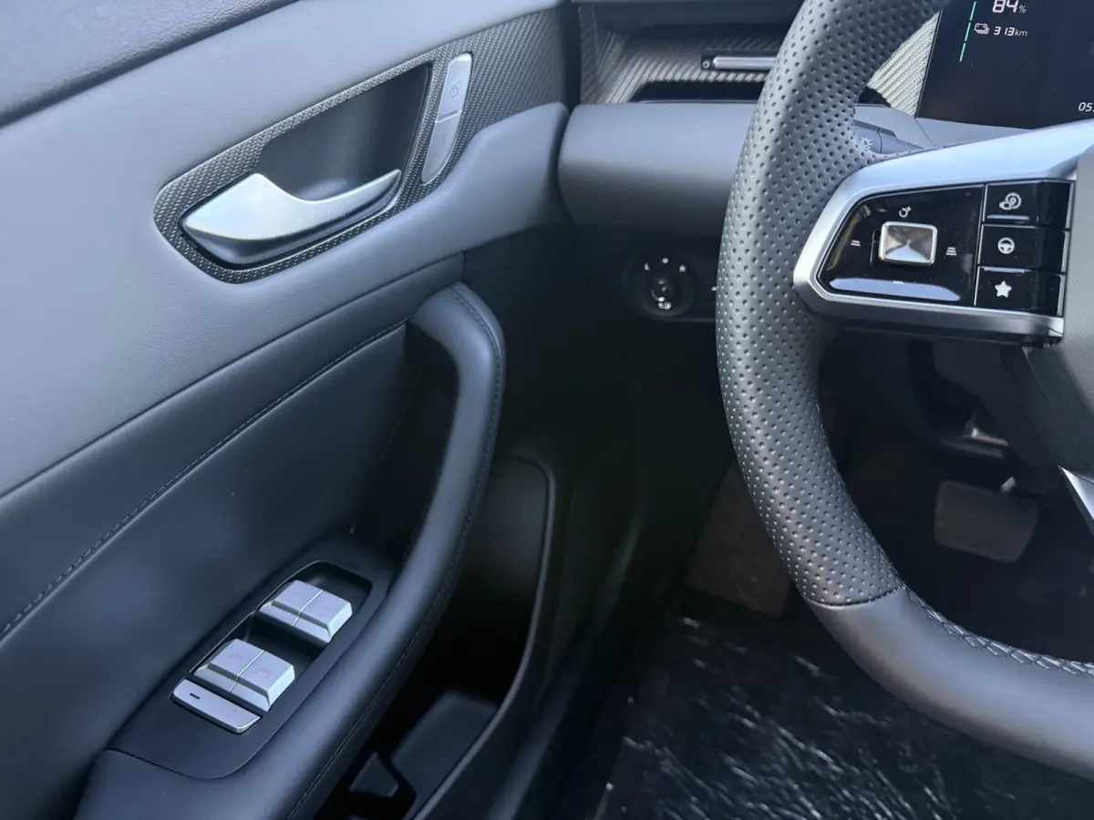 Luxury 64 kWh aut., Nieuw en Rijklaar! incl. Fabrieksgarantie