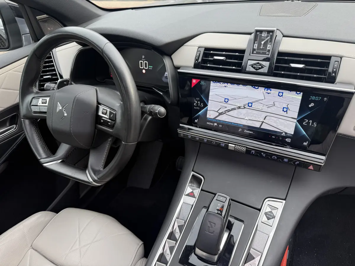 E-Tense 4x4 Rivoli Aut., SOH 95% | Pano | Trekhaak | Leer | Orig. NL auto