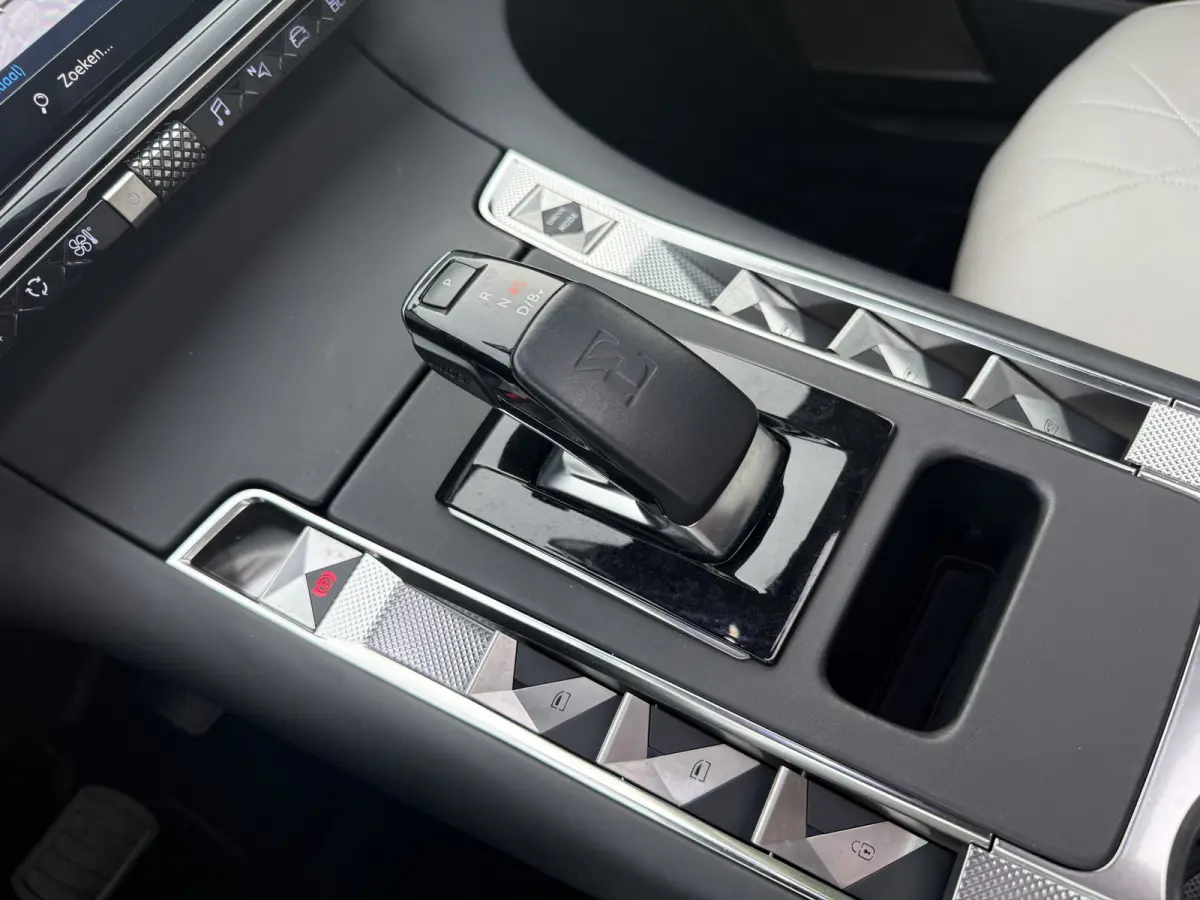E-Tense 4x4 Rivoli Aut., SOH 95% | Pano | Trekhaak | Leer | Orig. NL auto