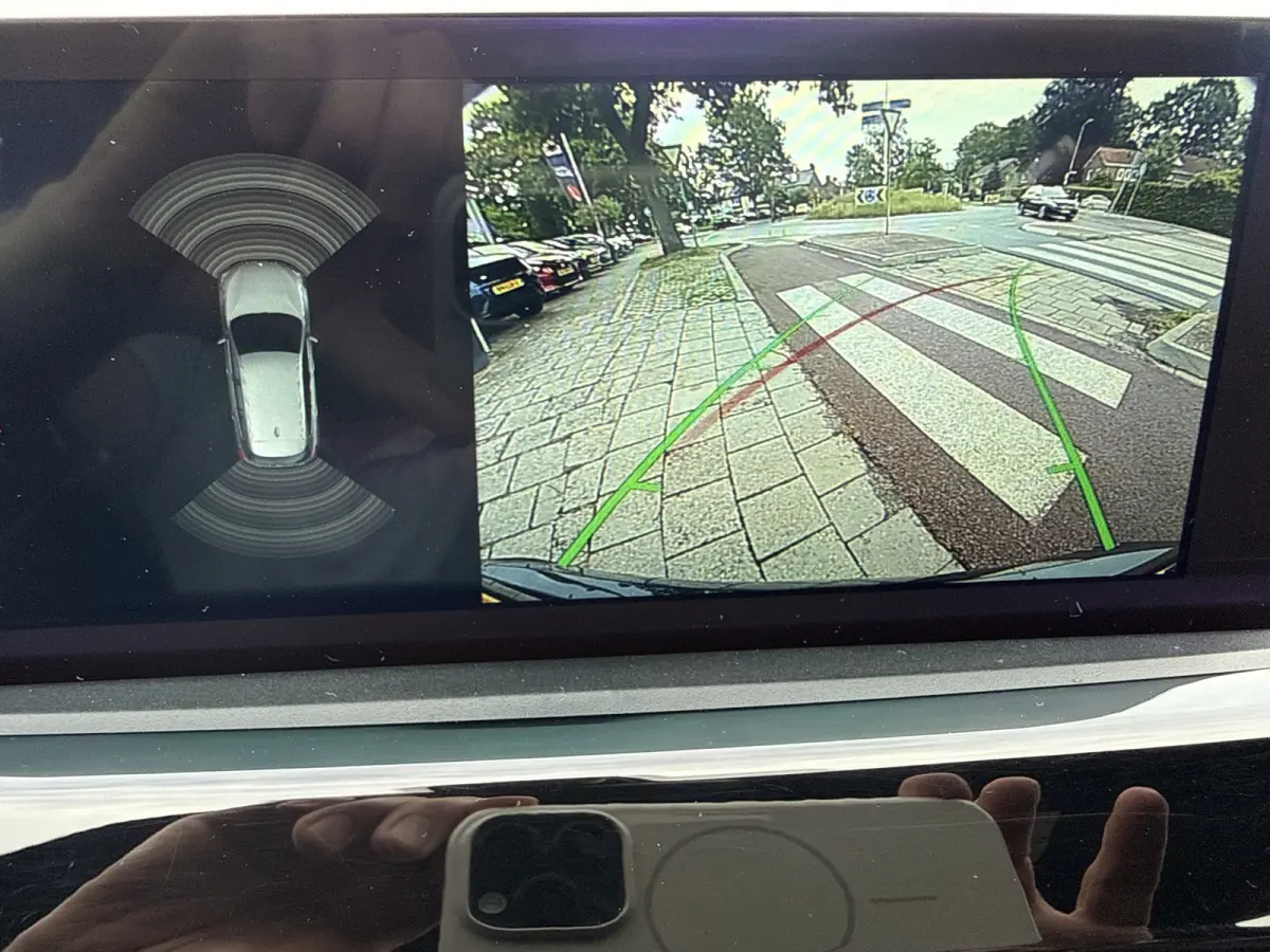 sDrive20i 192pk Executive, M Sport | Pano | CarPlay | Hud