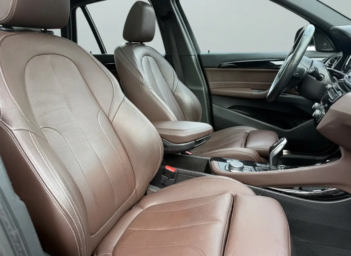 sDrive20i 192pk Executive, M Sport | Pano | CarPlay | Hud