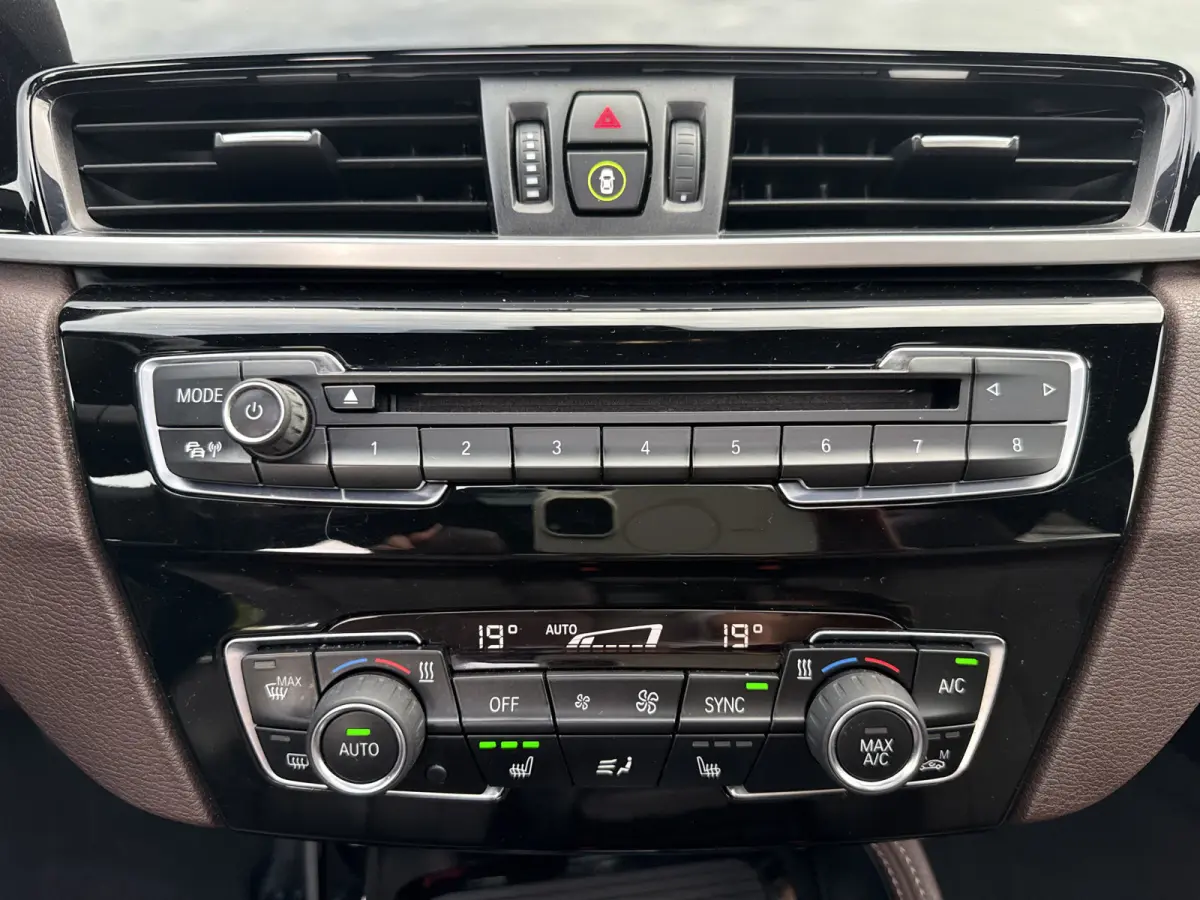 sDrive20i 192pk Executive, M Sport | Pano | CarPlay | Hud