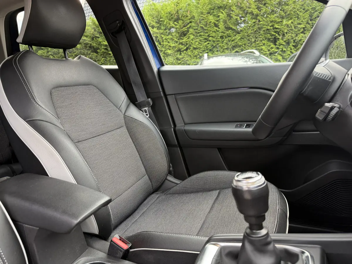 1.0 TCe 90 Intens, Camera | Navi & CarPlay