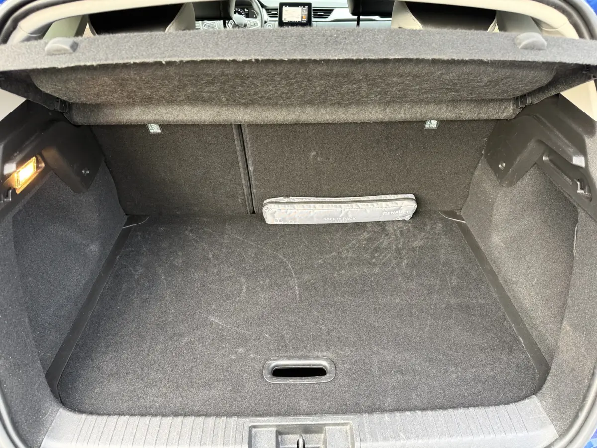 1.0 TCe 90 Intens, Camera | Navi & CarPlay