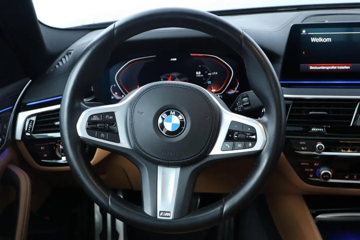 520i High Executive Edition