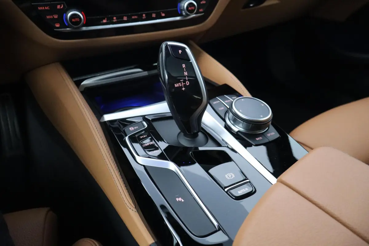 520i High Executive Edition
