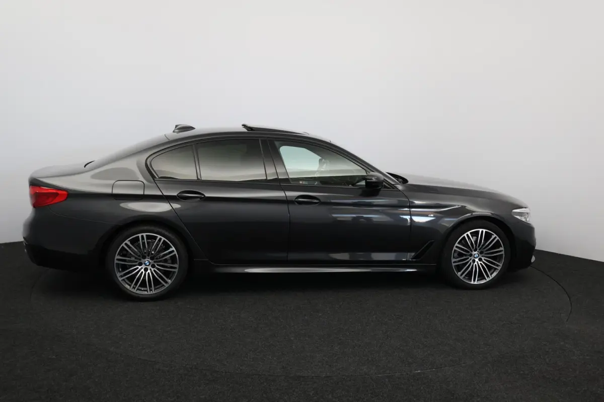 520i High Executive Edition