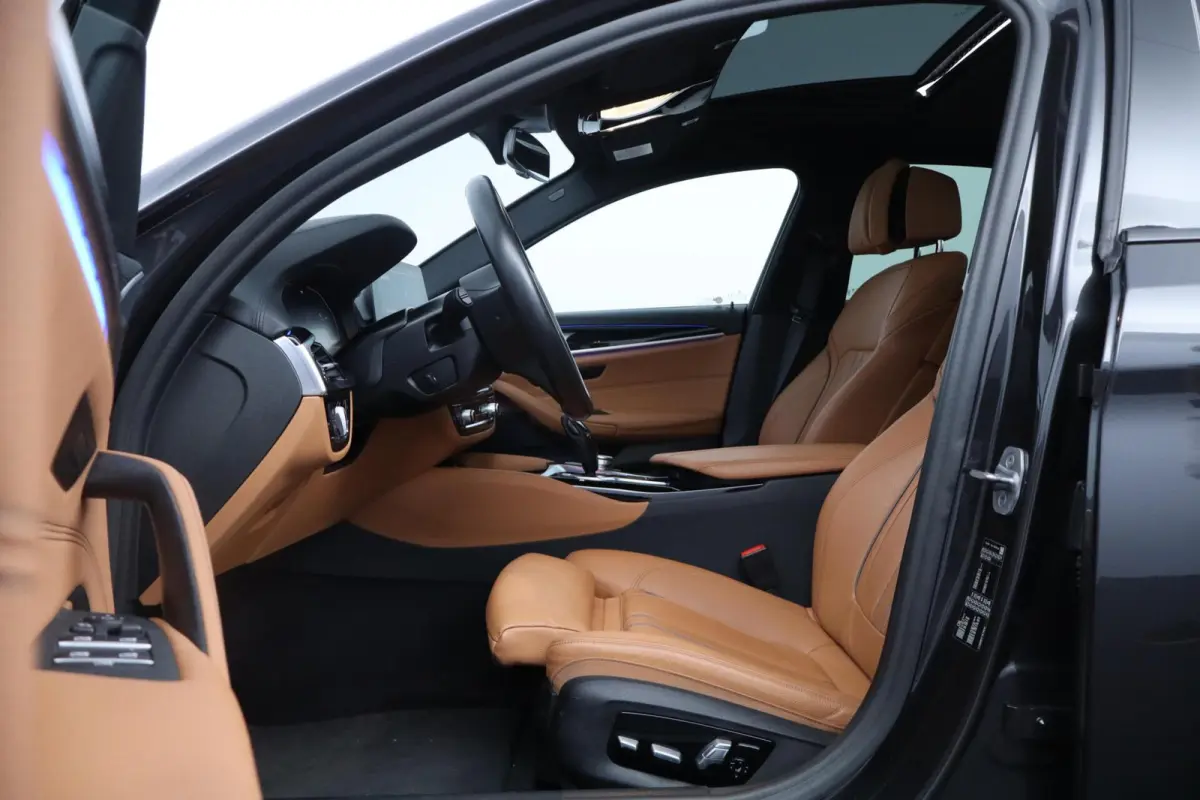 520i High Executive Edition
