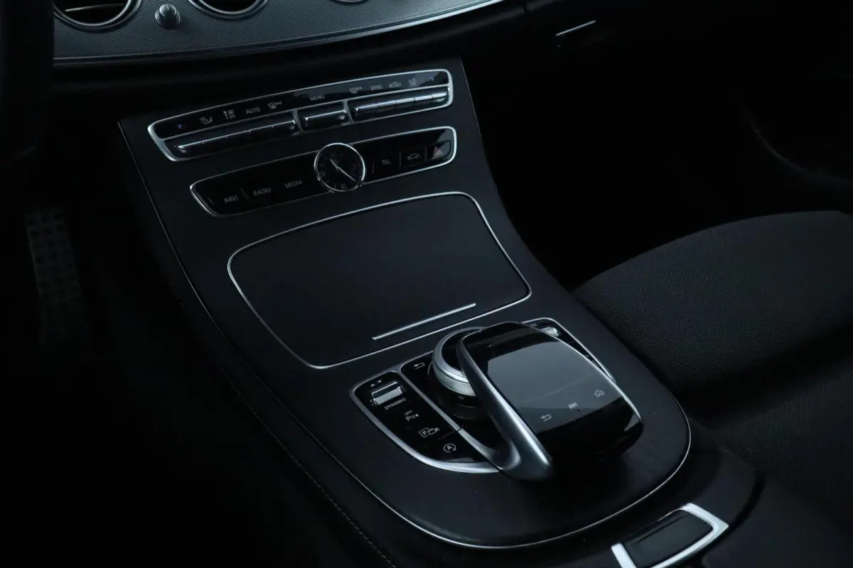 200 Business Solution AMG