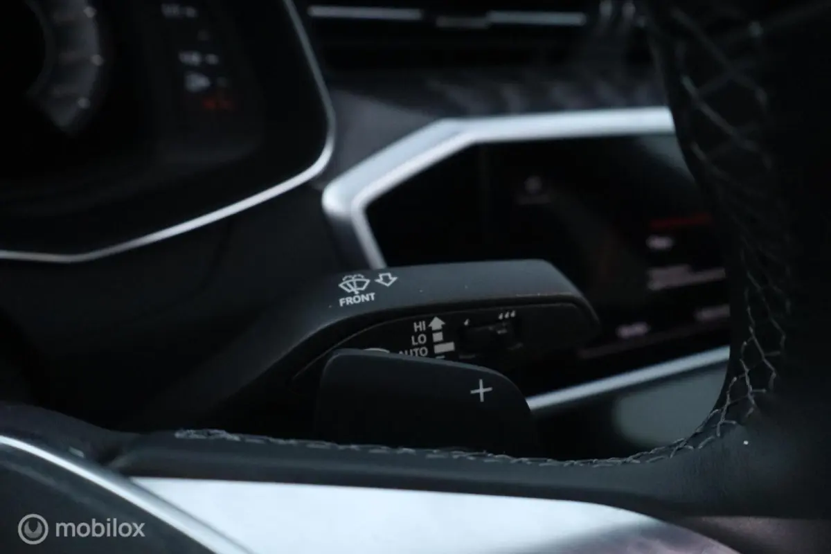 50 TFSI e quattro Advanced edition