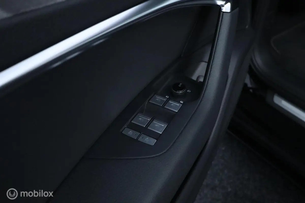 50 TFSI e quattro Advanced edition