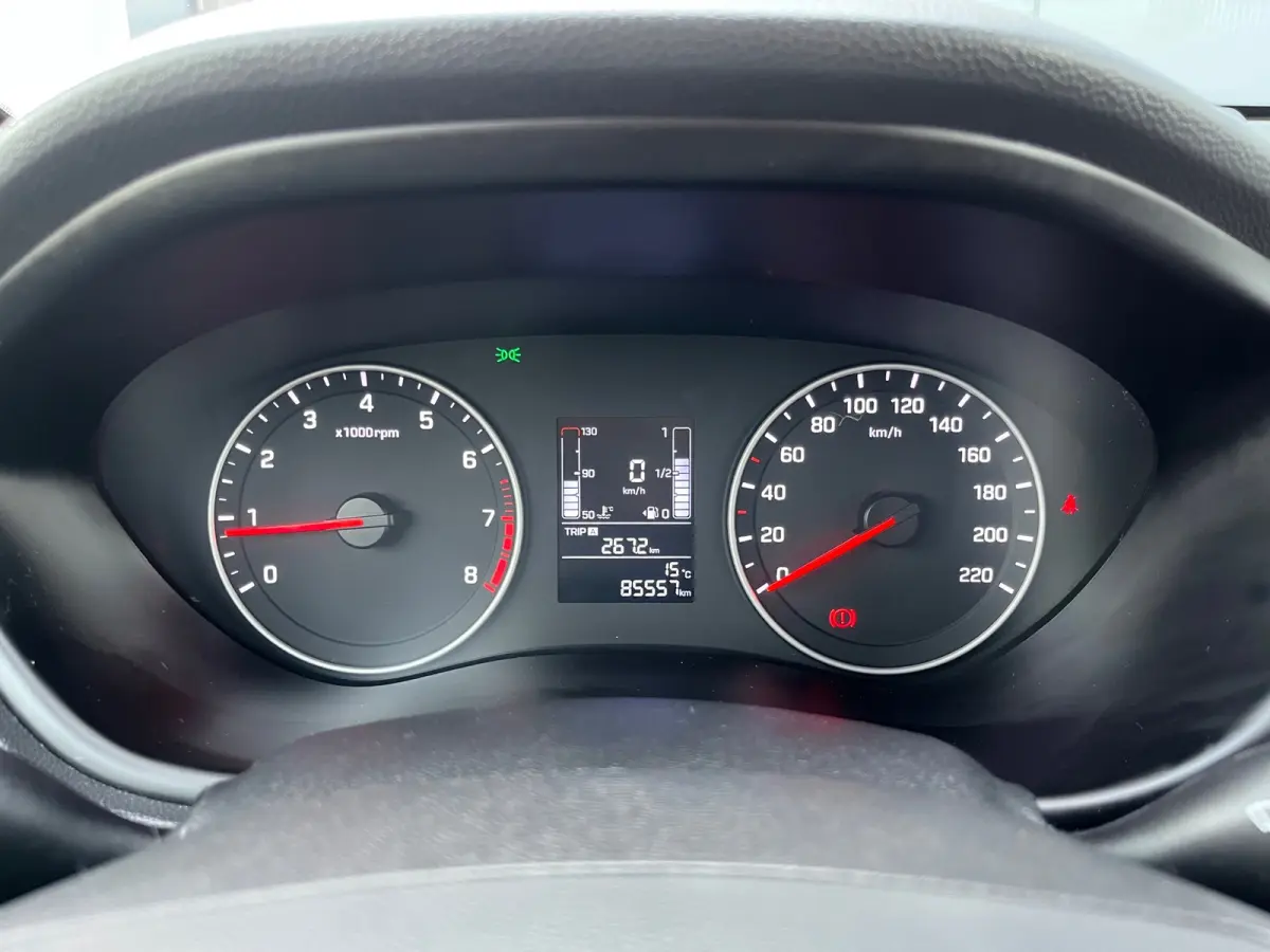 1.0 T-GDI Comfort 100PK/Camera/Leder/Carplay/Navigatie/Clima/Cruise/Trekhaak/2De Eigenaar/Nieuwstaat !!