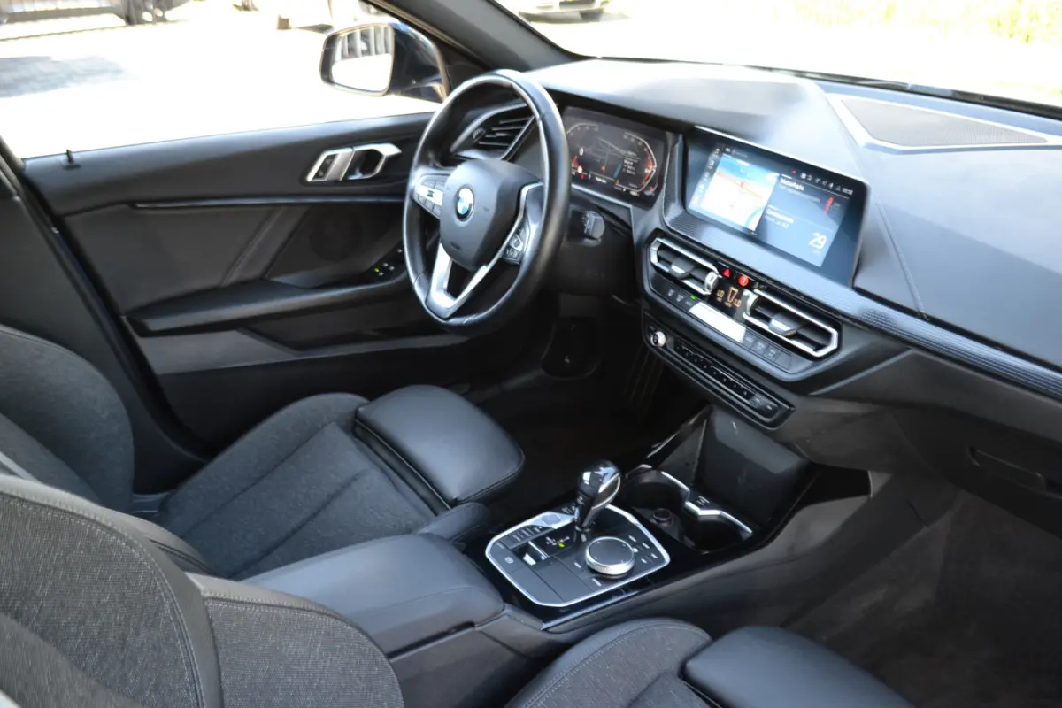 118i Automaat | Sportline Business Edition | Carplay | Panoramadak | Dealeronderhouden.
