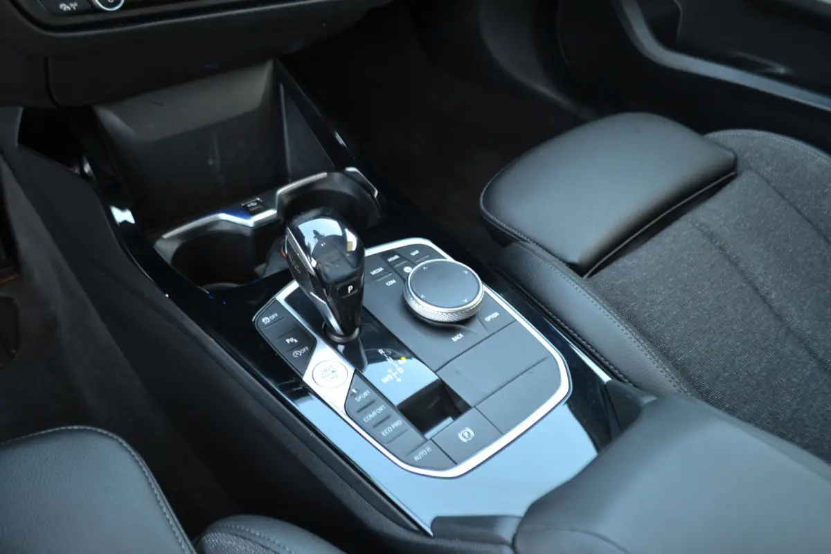 118i Automaat | Sportline Business Edition | Carplay | Panoramadak | Dealeronderhouden.
