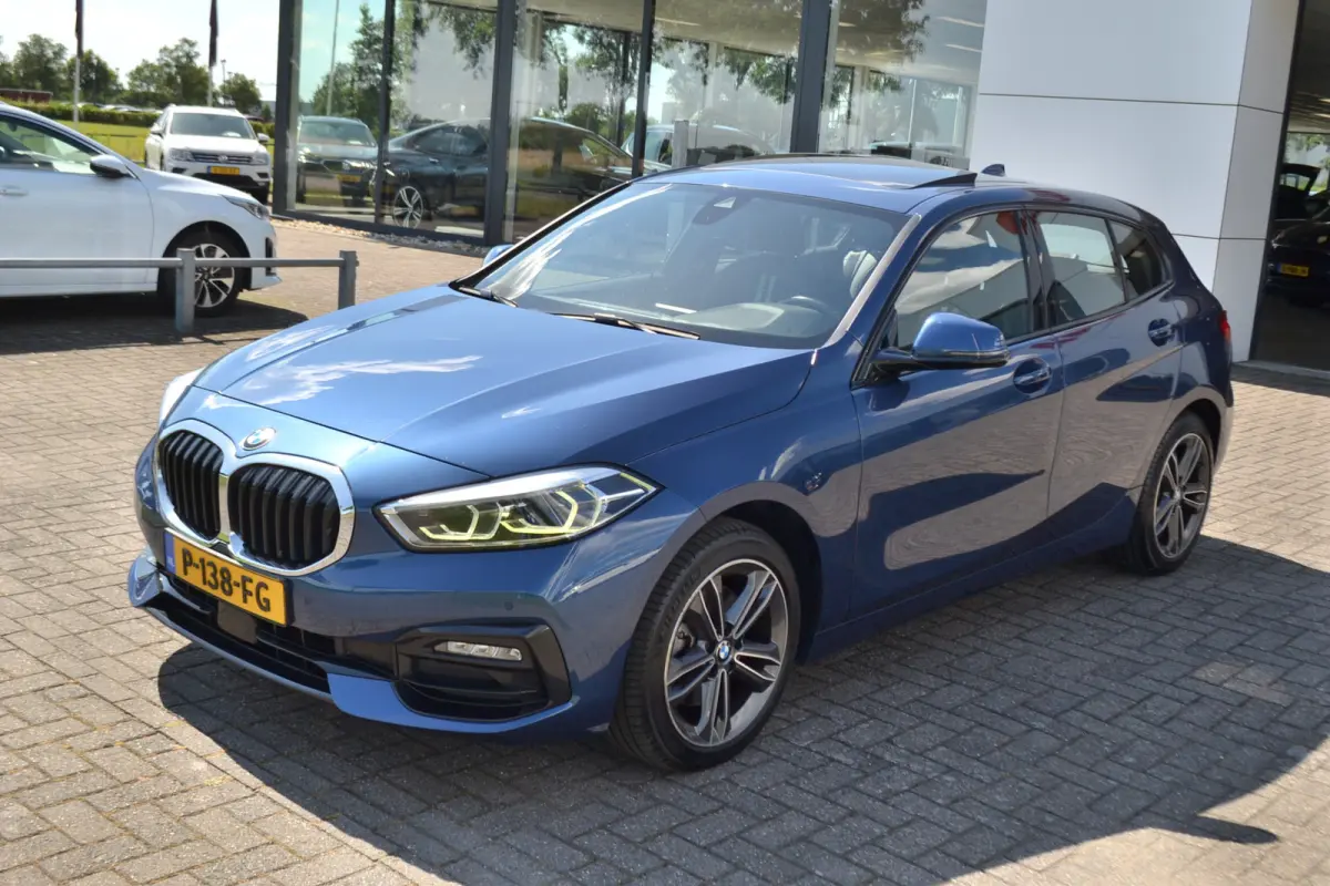 118i Automaat | Sportline Business Edition | Carplay | Panoramadak | Dealeronderhouden.