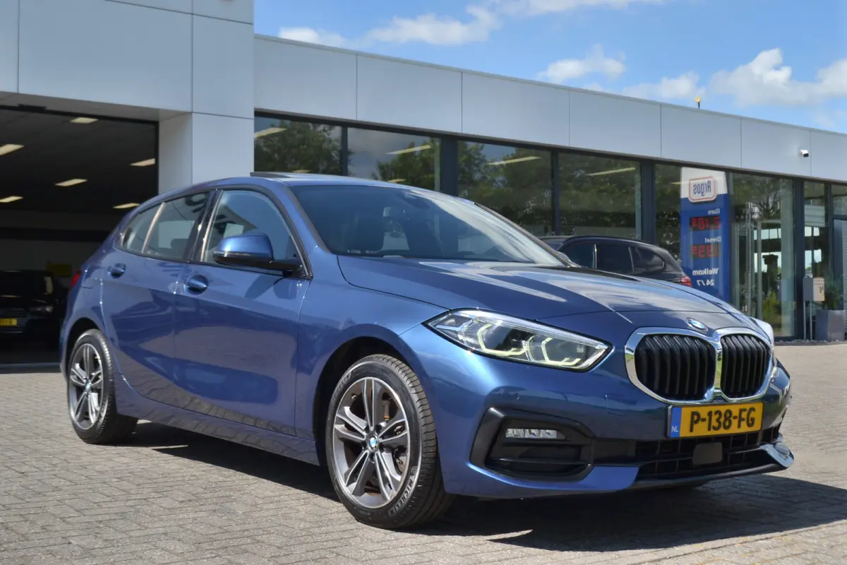 118i Automaat | Sportline Business Edition | Carplay | Panoramadak | Dealeronderhouden.