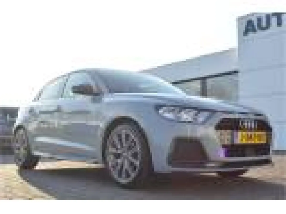 25 TFSI Virtual Cockpit | Carplay | Navi | Climate | Getint glas | Cruise | 5 drs