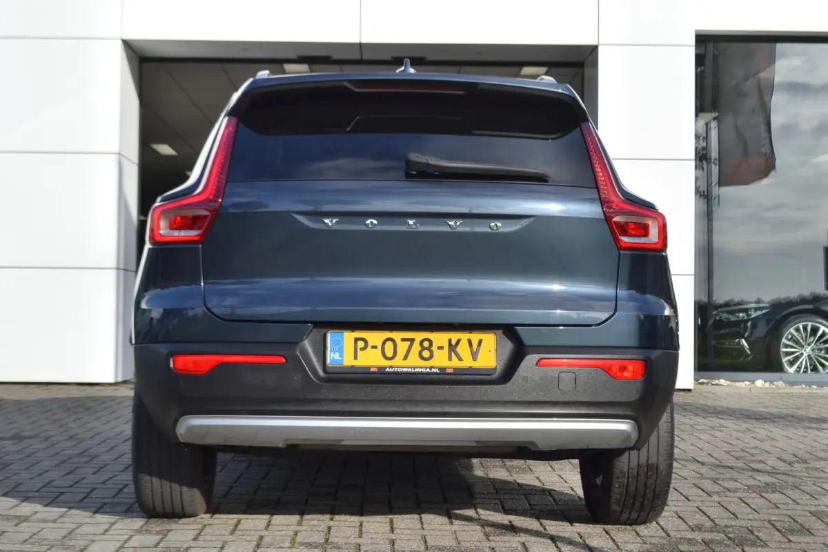 1.5 T4 Inscription | Achteruitrijcamera | Trekhaak 1800kg | Stuur en stoelverw. | Keyless |